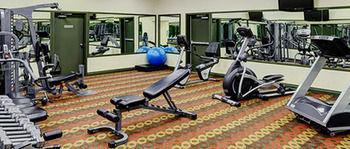 Chateau Nova Hotel Fort Mcmurray Dış mekan fotoğraf