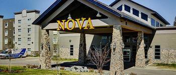 Chateau Nova Hotel Fort Mcmurray Dış mekan fotoğraf